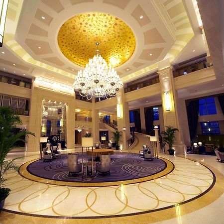 Wyndham Grand Plaza Royale Oriental Shanghai Exterior photo