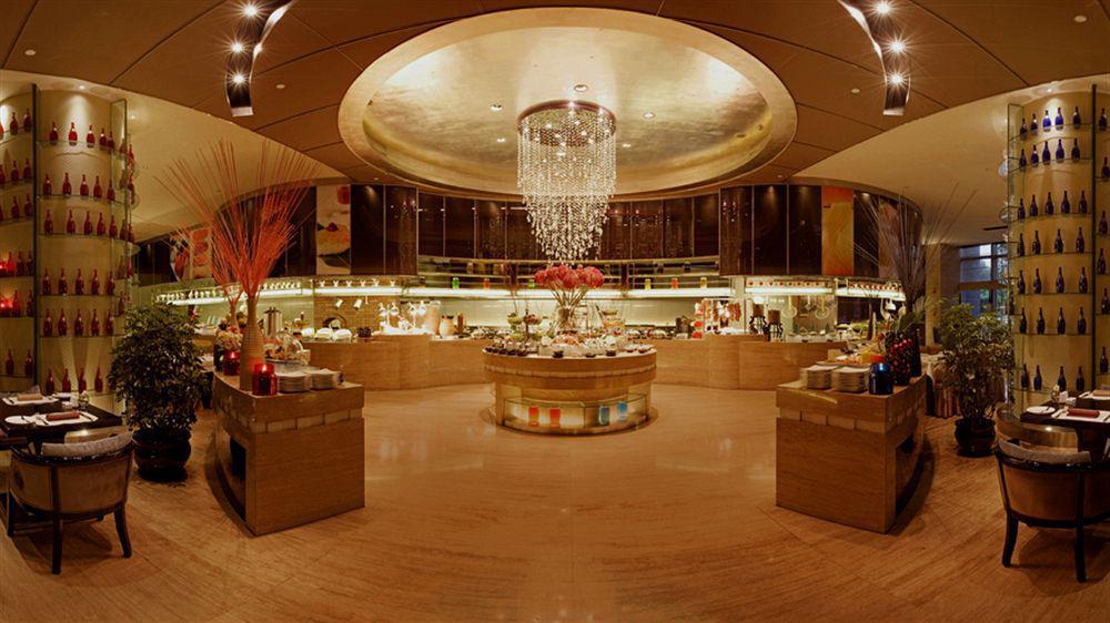 Wyndham Grand Plaza Royale Oriental Shanghai Exterior photo