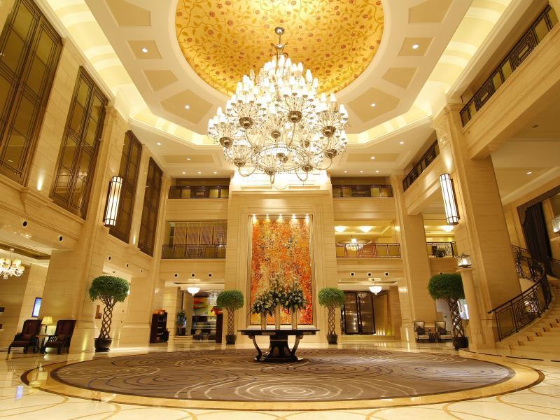 Wyndham Grand Plaza Royale Oriental Shanghai Exterior photo