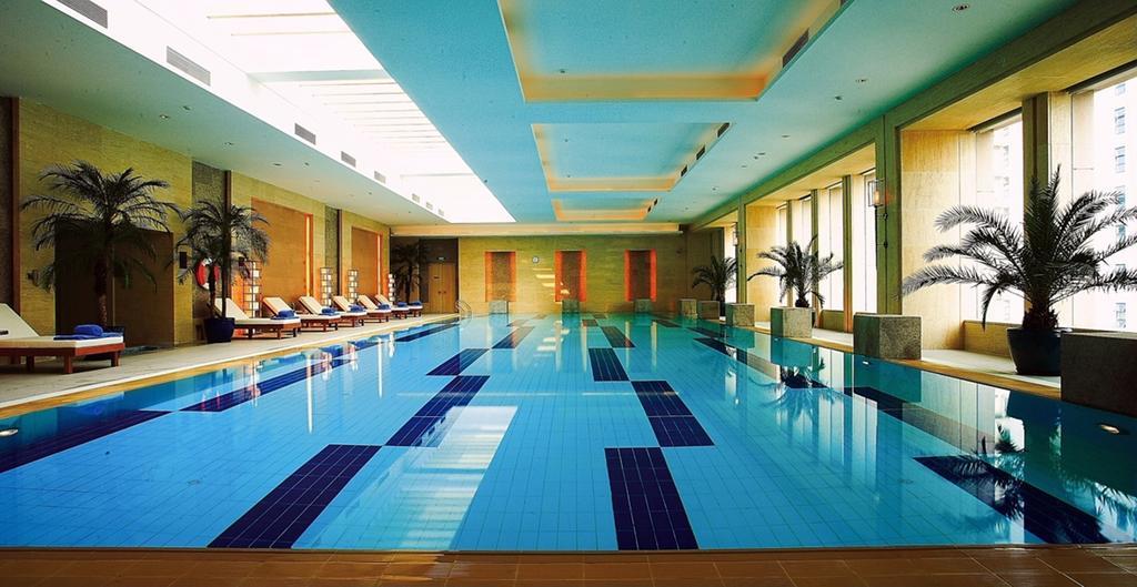 Wyndham Grand Plaza Royale Oriental Shanghai Exterior photo